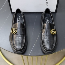 Gucci Leather Shoes